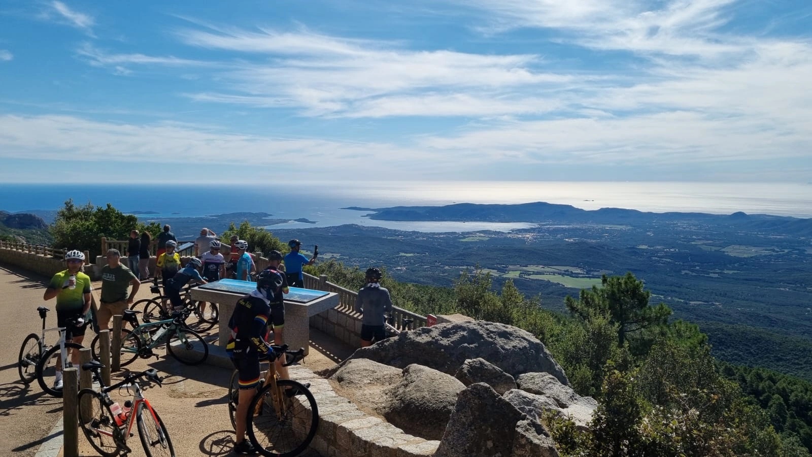 Alt à définir